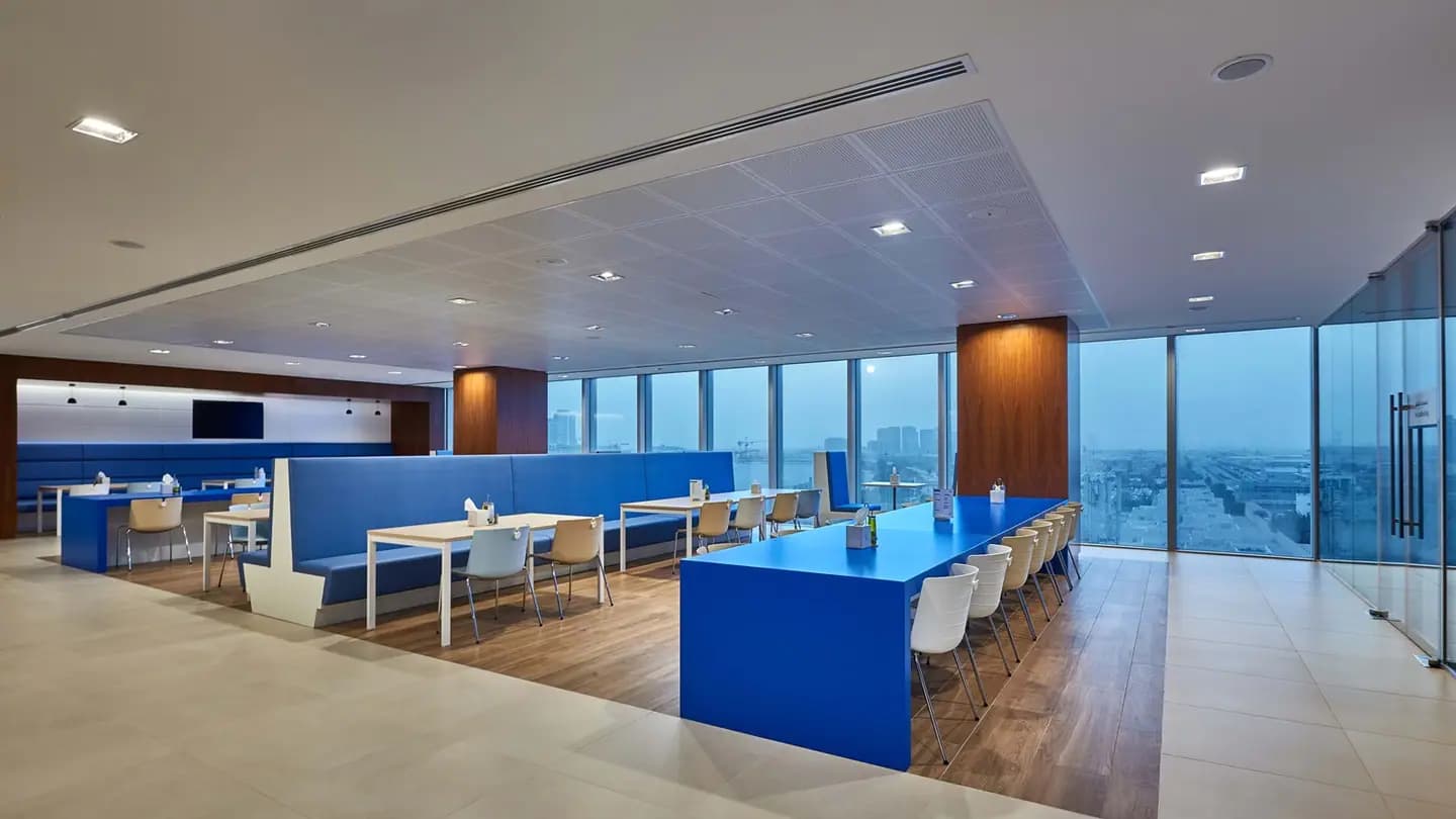 Abu Dhabi Islamic Bank Headquarters — photo 10