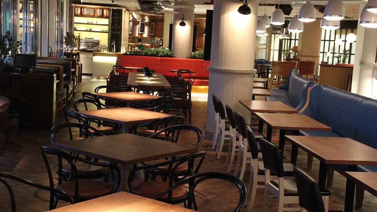 Bentley Bistro & Bar — photo 3