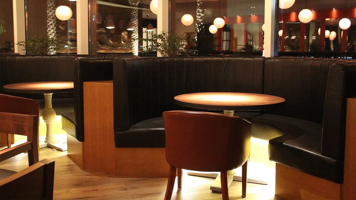 Bentley Bistro & Bar — photo 7