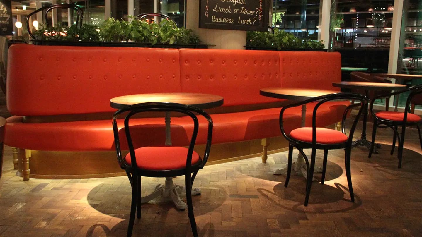 Bentley Bistro & Bar — photo 30