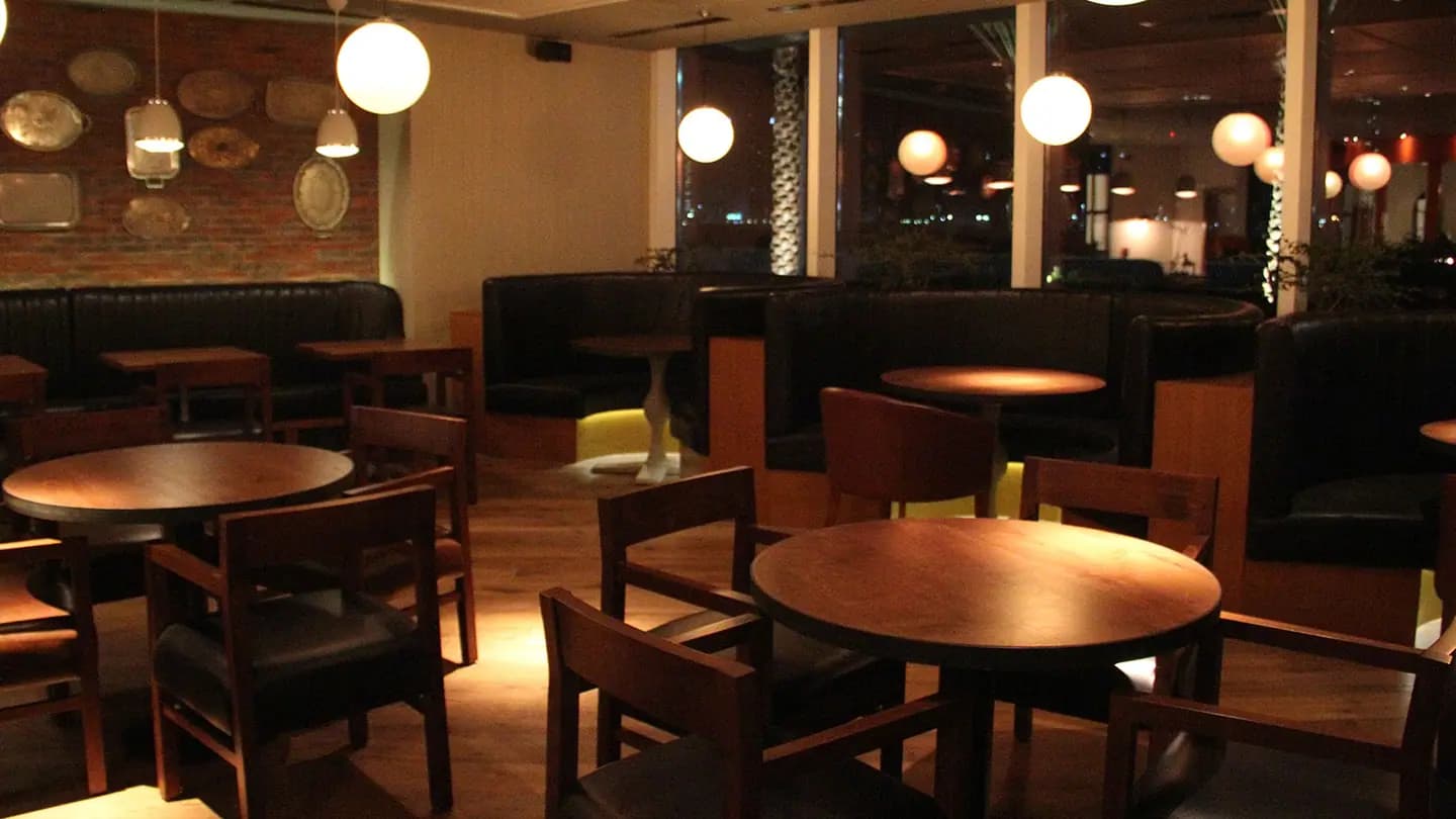 Bentley Bistro & Bar — photo 26
