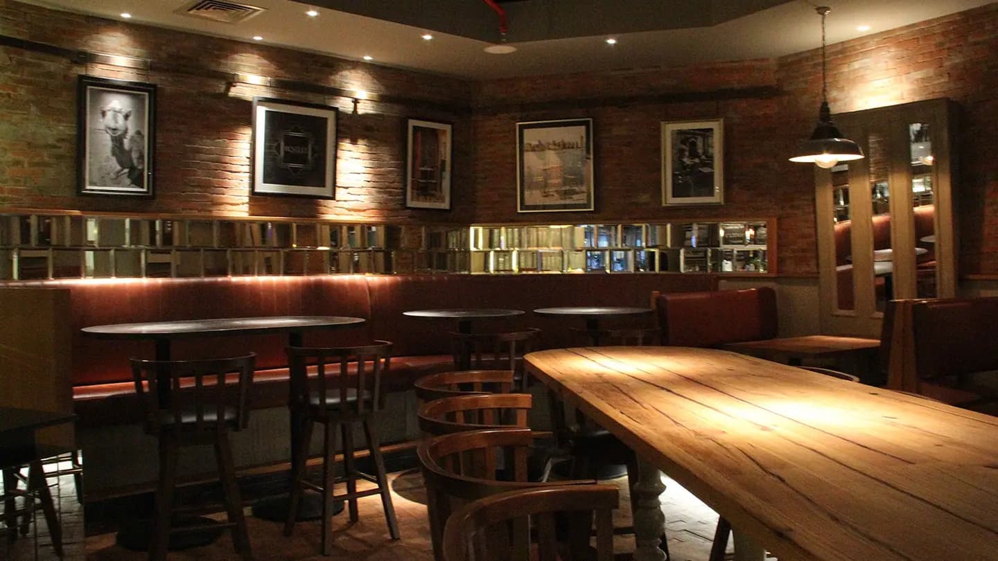Bentley Bistro & Bar — photo 23