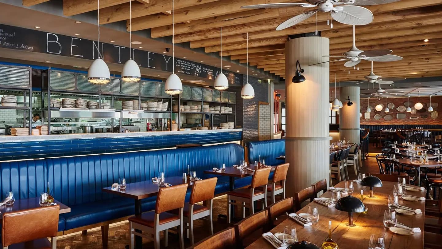 Bentley Bistro & Bar — photo 28
