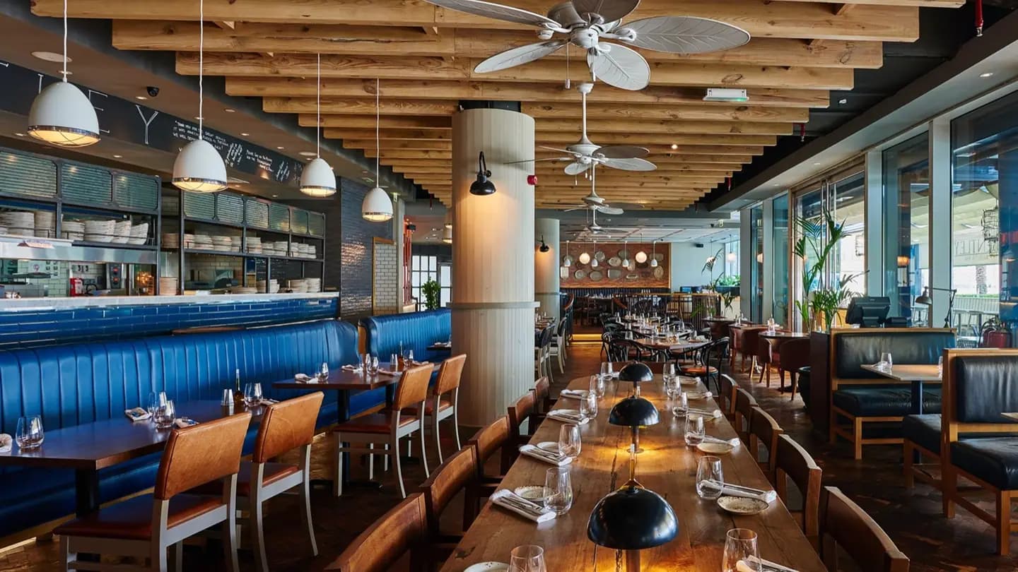 Bentley Bistro & Bar — photo 16