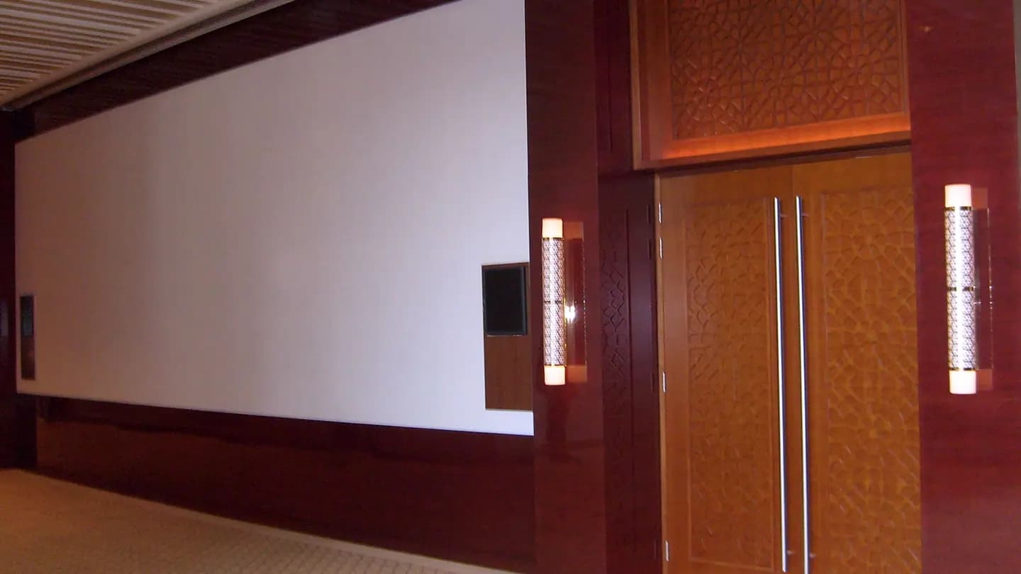 Crowne Plaza Hotel — photo 19