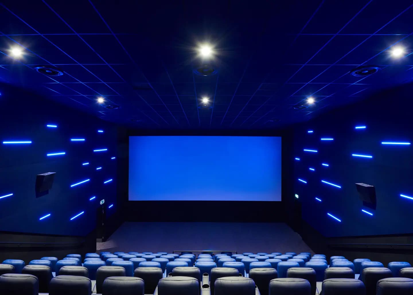 Vox Cinemas – Mirdiff City Center — photo 7